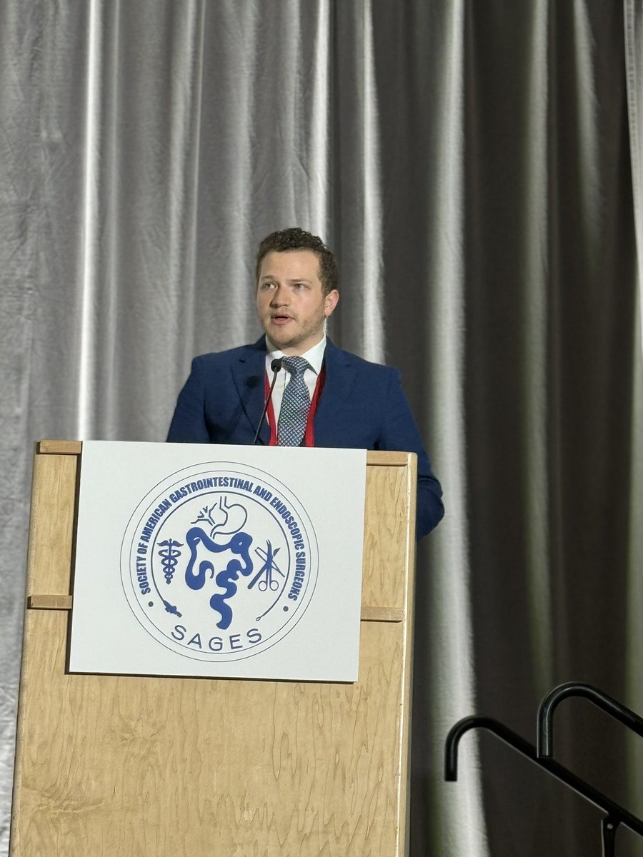 jacquesbi6's tweet photo. Last Friday, I got to present our work at the podium in #SAGES2024 at Cleveland. Thanks @ehaasmd for the opportunity! Becoming a surgeon has always been my dream, and experiences like this make it feel closer to reality. Can’t wait to be more involved in @SAGES_Updates https://t.co/yOIuypAGrd