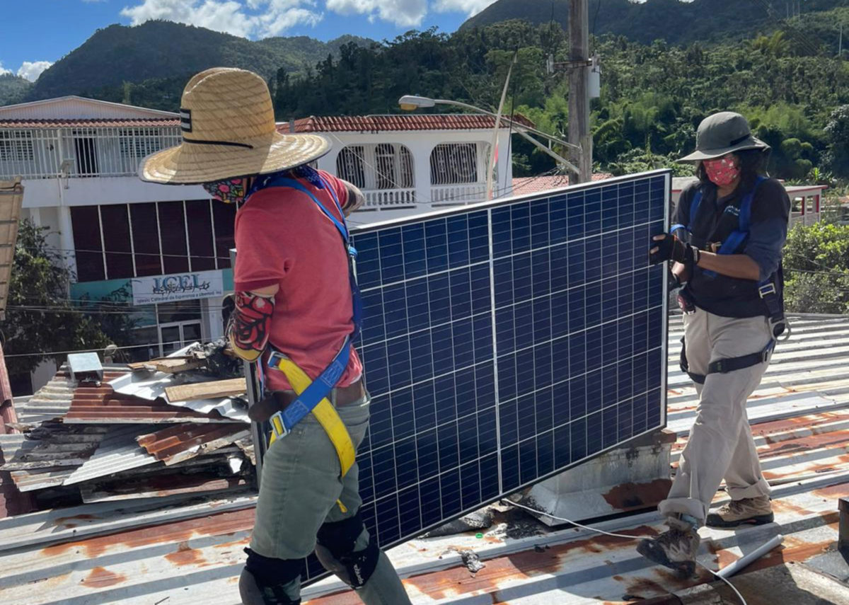 Puerto Rico can hit 100% renewables by 2050 with 'significant' investments, report finds #RenewableEnergy #PuertoRico2030 #SustainabilityGoals hubs.la/Q02tBgDq0