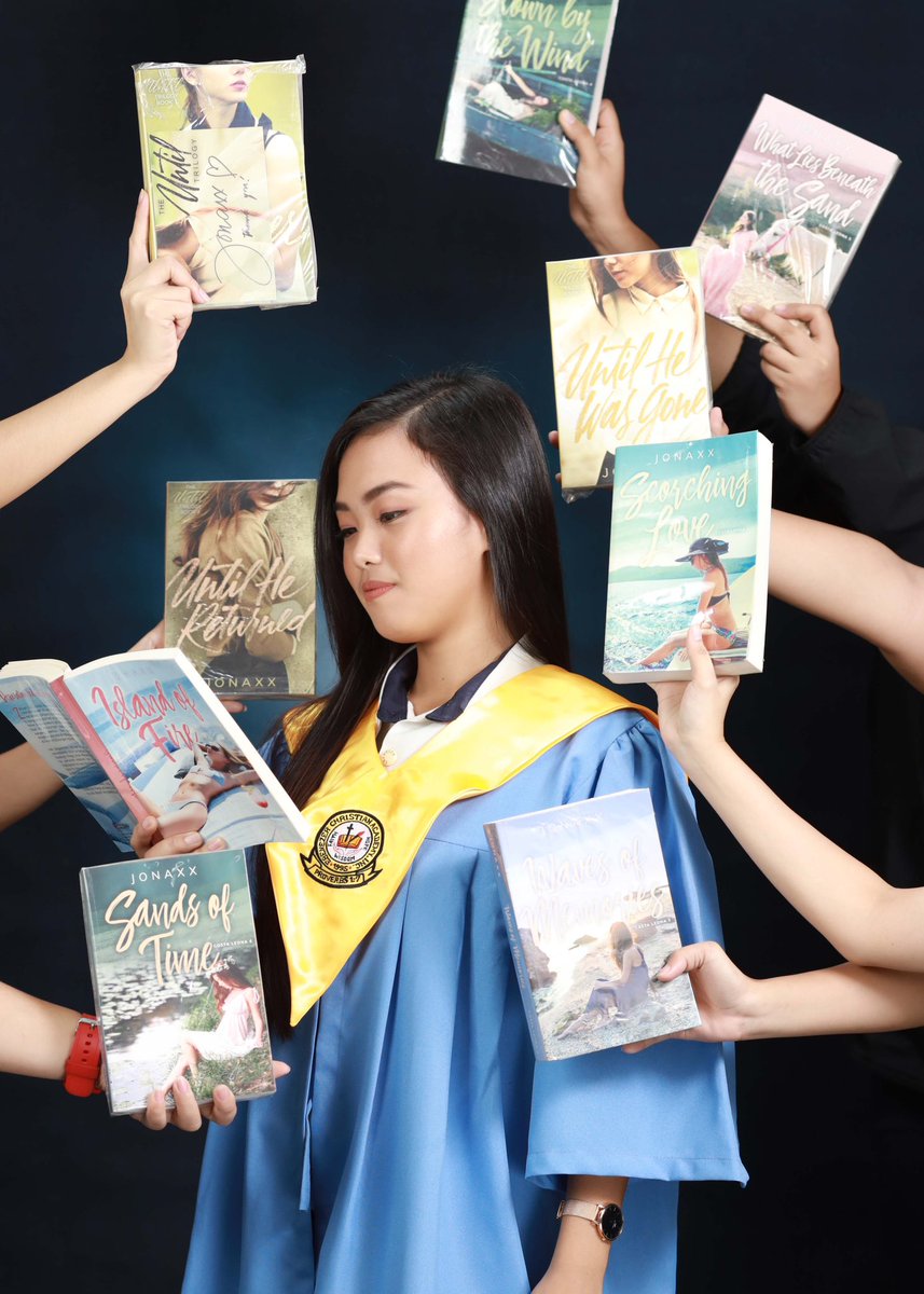 DxJonaxx's tweet photo. I told myself that I'd never be a fan girl because I'd be insane and obsessed, but what was that again? 

The 2014 me would never expect to see you beside me, and here I am😩🤍 just can't believe it

#JSLMetroManilaGMU2024 https://t.co/61snWNSHkR