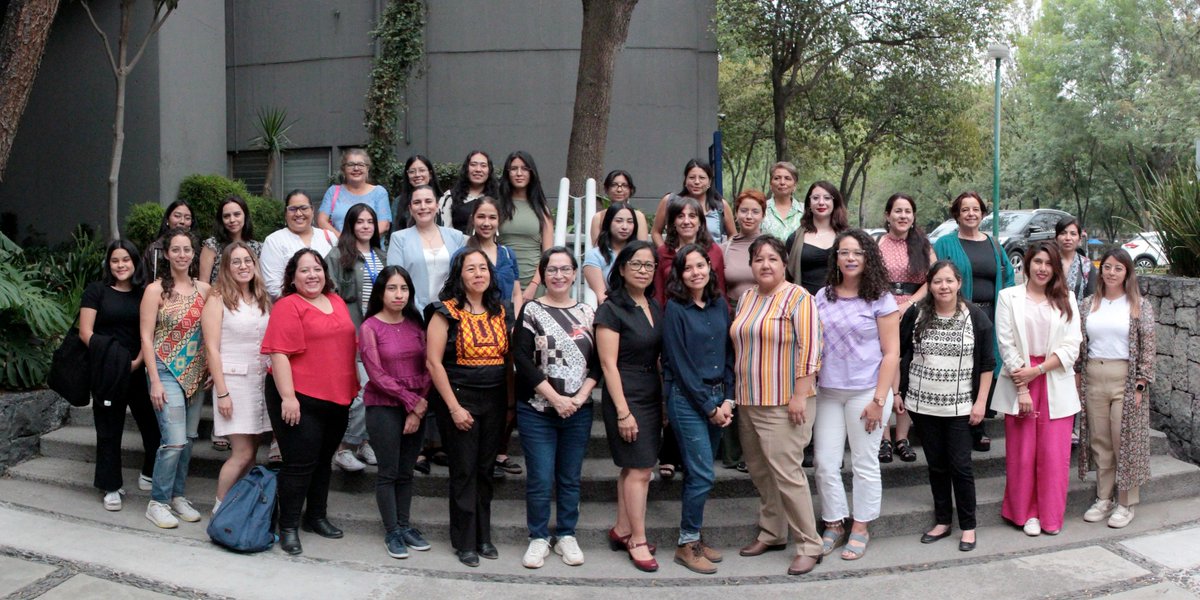 Felicitamos a nuestras técnicas académicas Leidy Bedoya, Litzy Arias, Sandra Contreras, Irma Serrano y Socorro Gama, por su participación en el Programa de Formación de Mentoras para Mujeres en STEM coordinado por la @SmbMex y el @mxbritish.