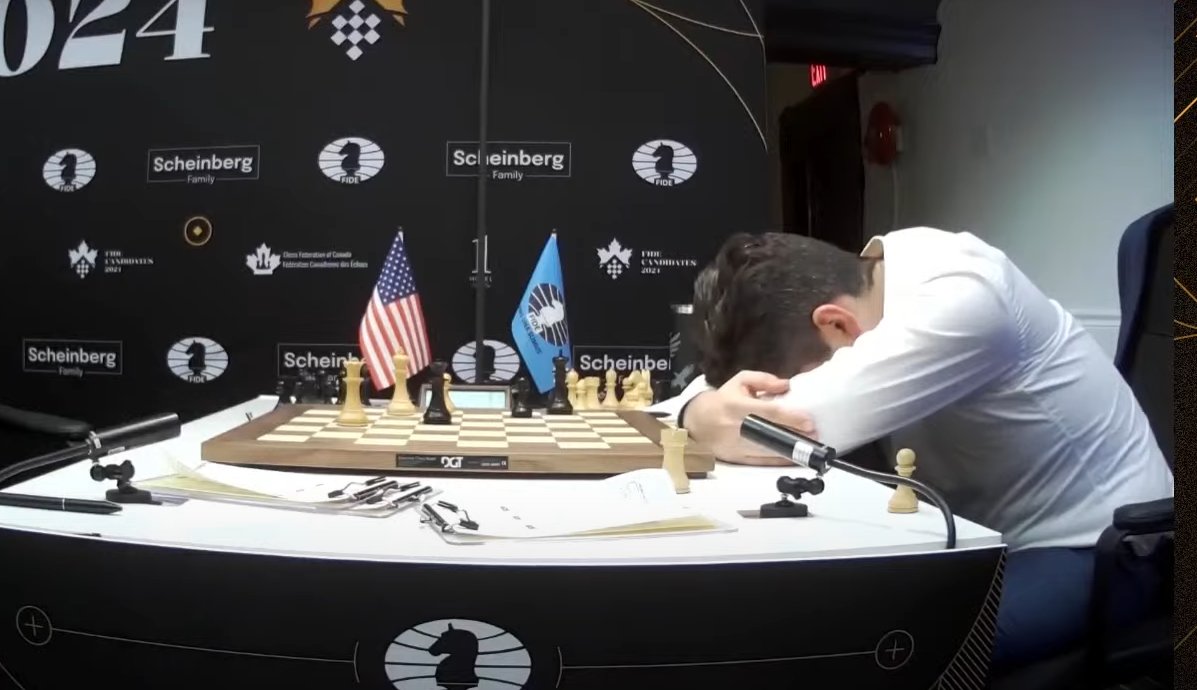 Neyi çok istersen, o olmaz aslında. Bu dünya öylesine yaşayanların dünyası.