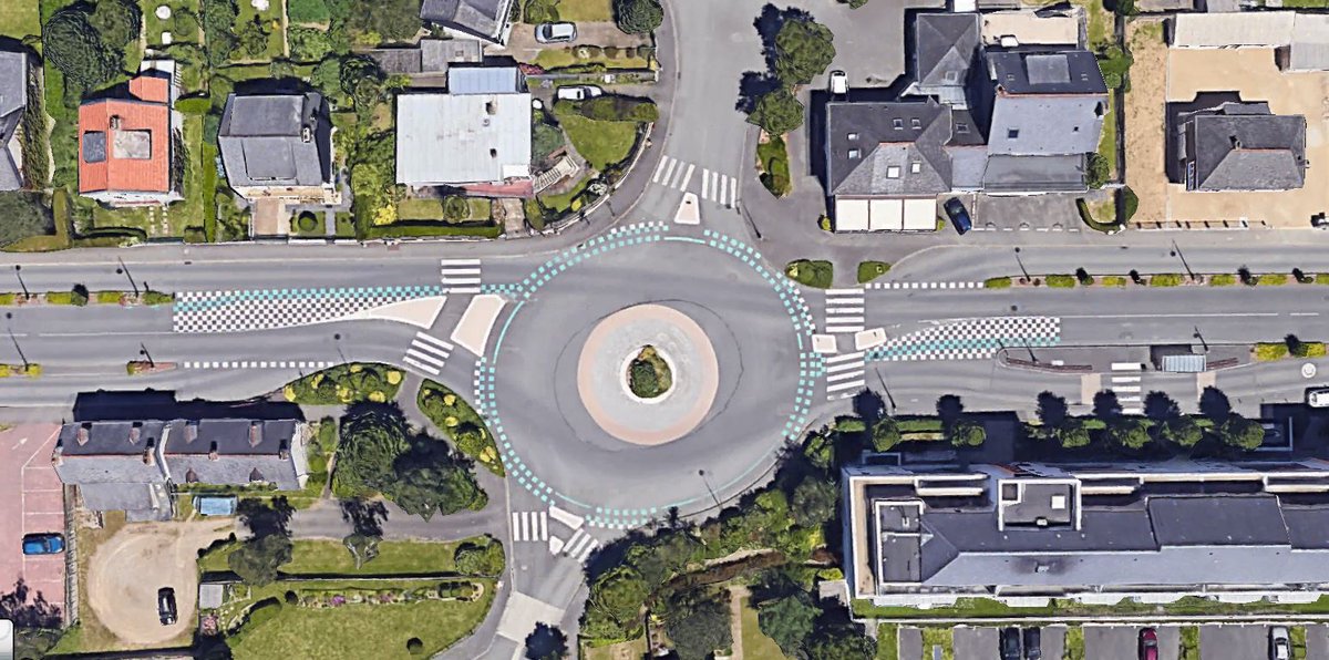 Interesting bus priority arrangement on a long stretch of Rennes's E-W BHNS: an arterial with a center-running busway, with all intersections managed with roundabouts and lateral car lanes merging into the busway before the rotary with a yield. This setup goes on for almost 3 km