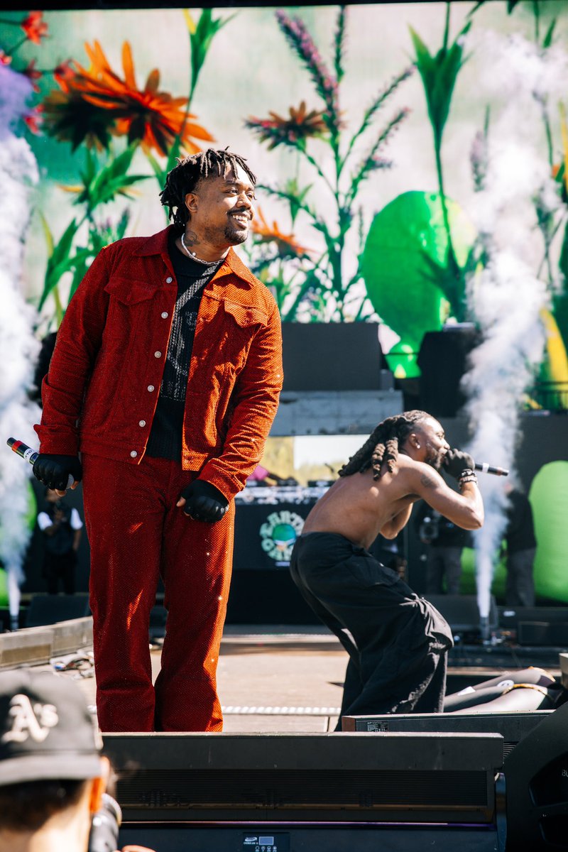 Happy Earth Day 🌍👅 | @EarthGang x #dreamvillefest | 📸: @linusnhiscamera @shotbycones