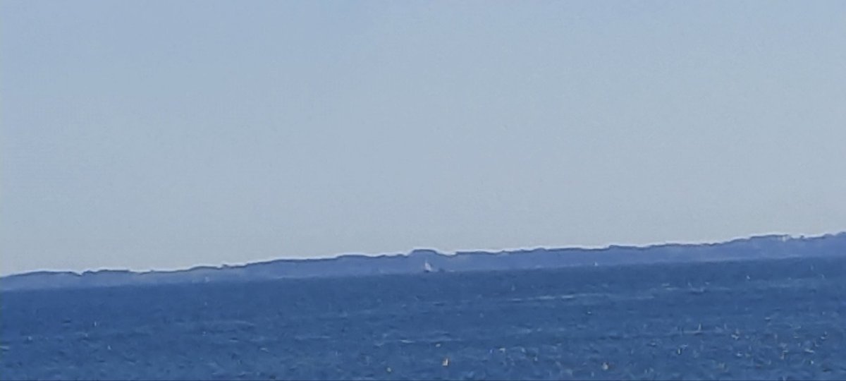 Belle-ile-en-mer Ar Gerveur en Breton depuis Quiberon.