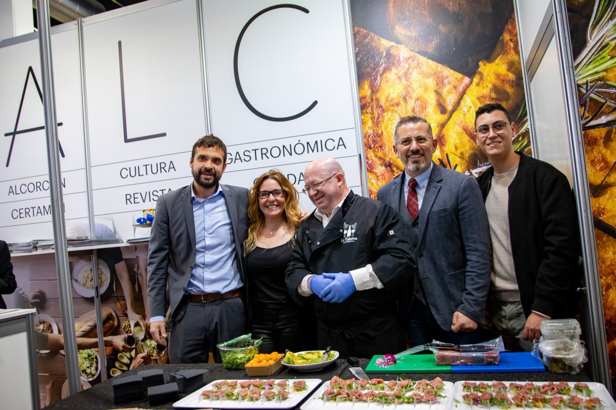 La cultura y la gastronomía son patrimonio fundamental para el desarrollo de #Alcorcón. Esta es nuestra propuesta para exportar nuestra cultura gastronómica en todo el país. Hoy en el Salón Gourmet de IFEMA 👇🏼