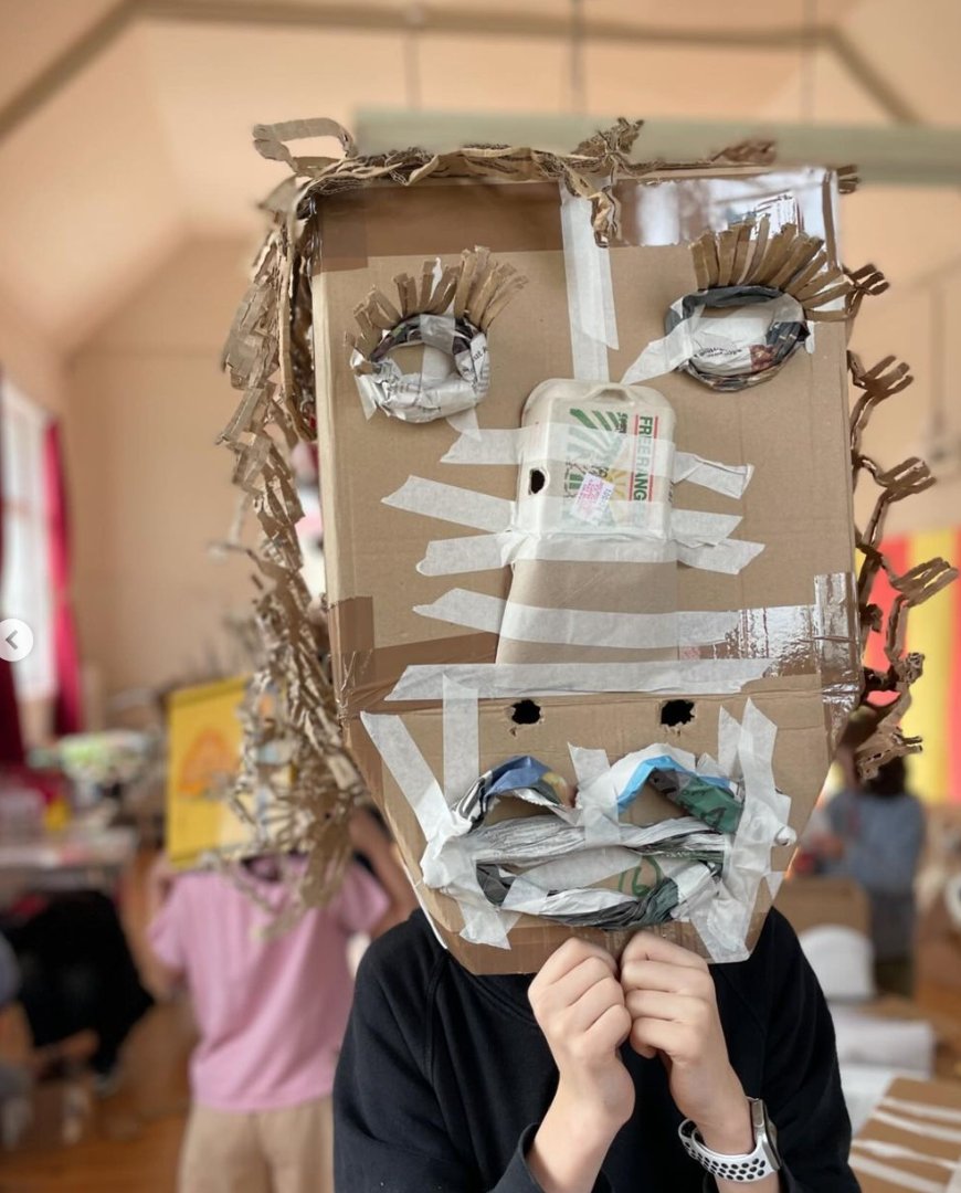 Over Easter, we ran 4 days of holiday clubs in which we brought some of the fun, food & frolics of #Barcelona's Fiesta de Sant Antoni, to the kids who joined us in Glynde, East Sussex as part of #HAF2024 programme. DAY 1: Making #capgrossos (big heads) instagram.com/p/C5g7NNxoQLq/…