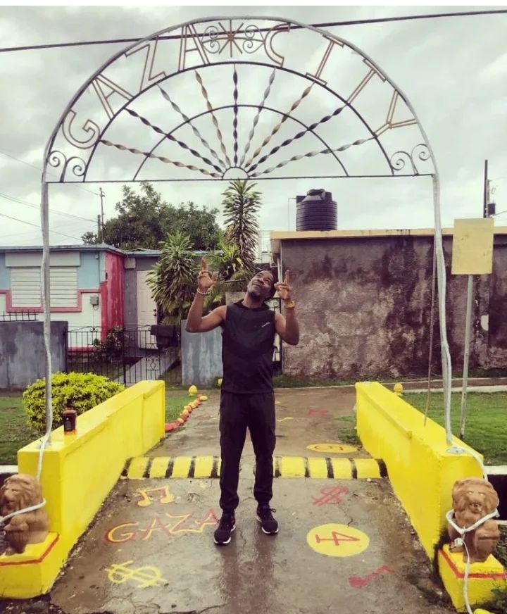 Vybz_Official's tweet photo. 1jeggae Palmer #GazaCity the Capital https://t.co/4cfHN0STTA