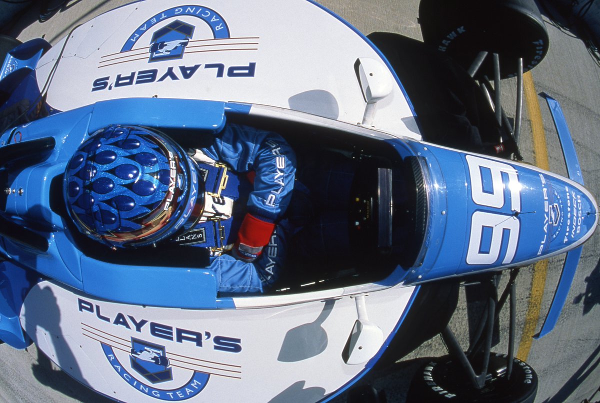 IndycarLatinos's tweet image. Recordamos a #GregMoore en el día que hubiera complido 49 años.

#RedGlovesRules