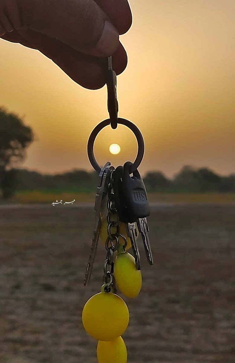 UrduVirsa's tweet image. اپنے موبائل ، کیمرہ سے بنائی ہوئی ایک خوبصورت تصویر شئیر کریں۔ شکریہ