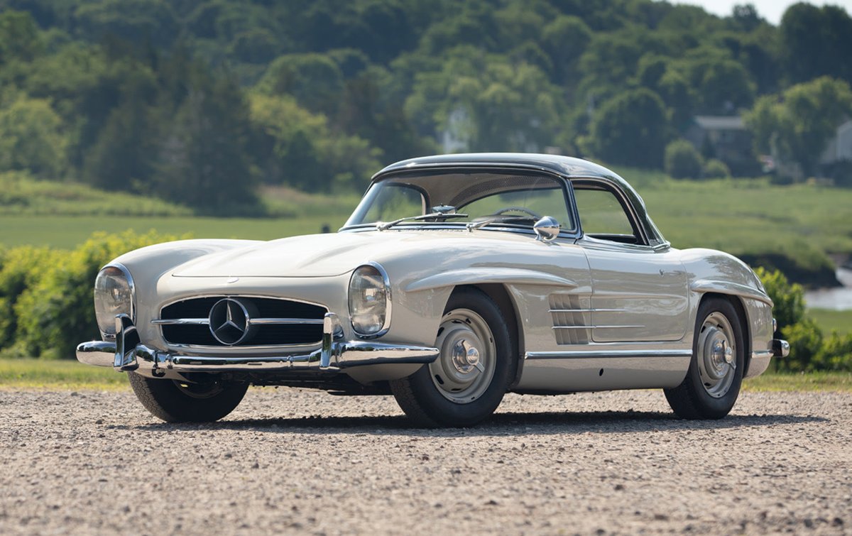 Which car would be your best in show?
Jaguar E Type
Ferrari 250 GTO
Aston Martin DB5
Mercedes 300SL Roadster