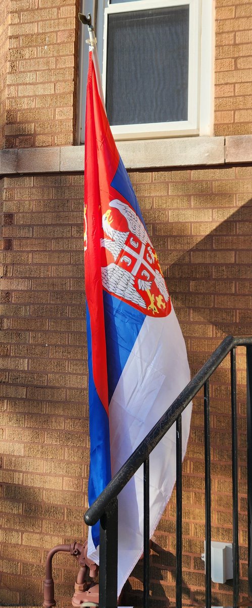 Today's #flagoftheday is the Republic of Serbia 🇷🇸 (Република Србија), flying for National Holocaust, World War II Genocide and other Fascist Crimes Victims Remembrance Day. April 22 was selected for the anniversary of the prisoner breakout from Jasenovac concentration camp.