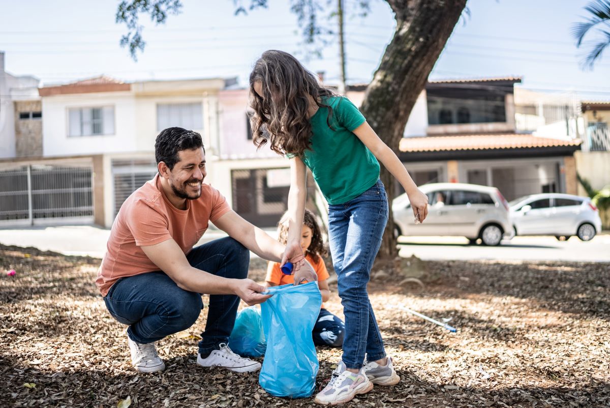 Happy #EarthDay🌎 #DYK that #NIHCEAL addresses health inequities related to #ClimateChange? 

Discover how ACE-CH's work to tackle climate health disparities is reshaping communities for a safer, healthier future: bit.ly/3HUoLct #NIHCEAL