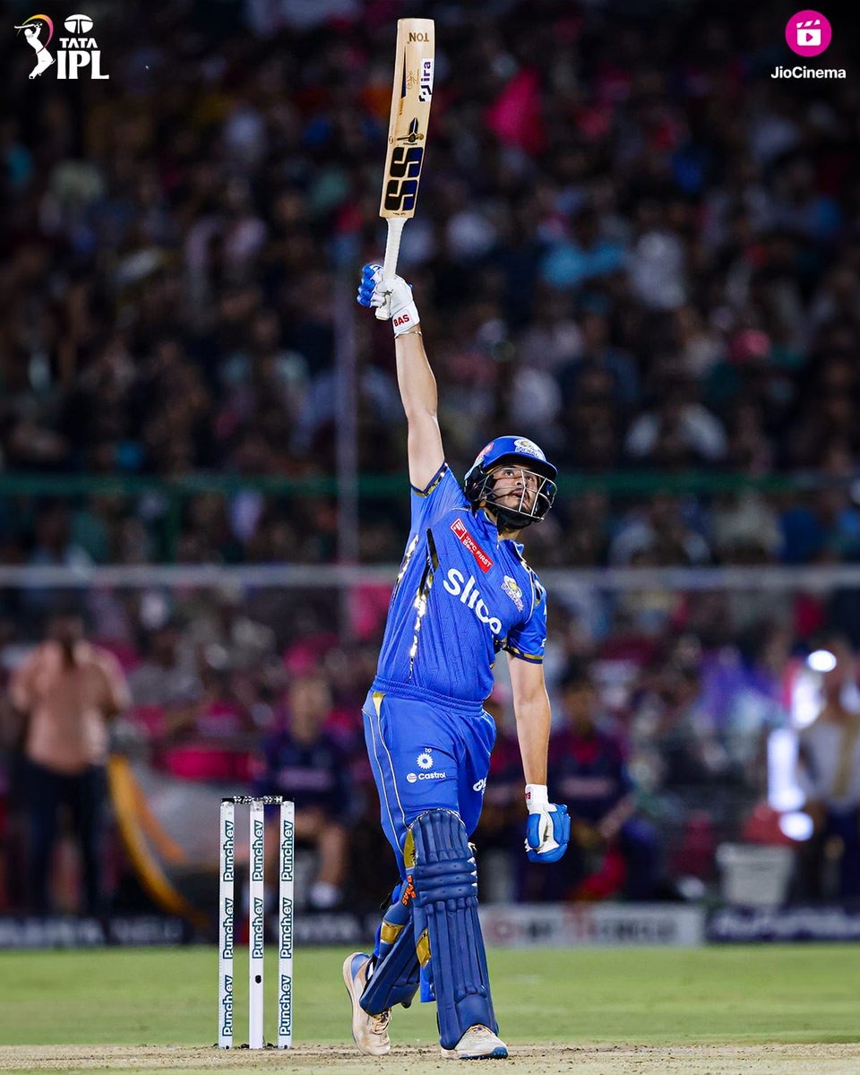 Shot of the evening from Nehal Wadhera 👇

 go.jc.fm/fRhd/t8ay9x69

#MIvsRR
#RRvMI
#nehalwadhera
#IPL2024