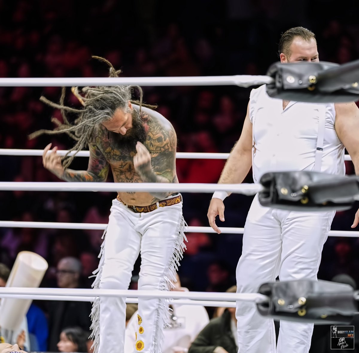 AmberNicoPhoto's tweet photo. The Righteous Brothers vs. Bryce Donovan and Chico Adams at ROH in Worcester, MA #aew #aew #aewdynamite #aewrampage #therighteousbrothers #dutch #vincent #brycedonovan #chicoadams #aewcommunity #ringofhonor #allelitewrestling #allelitewrestlingnews #wrestling #wrestlingmedia #wrestlingfan #wrestlingfans #femalephotographer #digitalphotography #ambernicophoto #ambernico #sony #boston #gothgirl #massachusettsphotographer #worcester