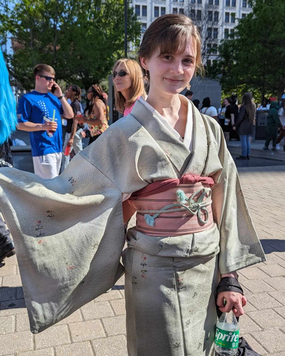 OhioKimono's tweet photo. Thank you for the wonderful time at the Nashville Cherry Blossom Festival! It was a blast! See you there next year! #nashvilletn #nashville #cherryblossomfestival #nashvillecherryblossomfestival #kimono #ohiokimono #kitsuke #yukata #wafuku https://t.co/hkcuyUKCXb