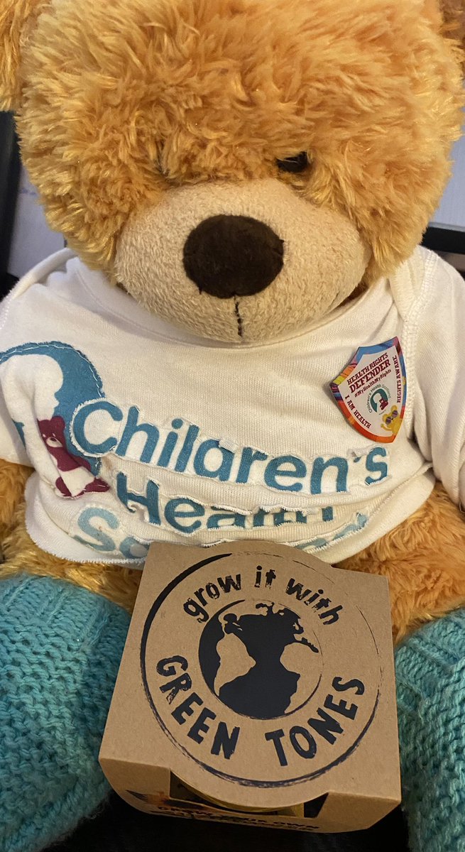 Bear and I are ready for the SMS:HUB tonight! We will be getting ready to grow our own sunflowers. @ChildHealthScot #MyHealthMyRights