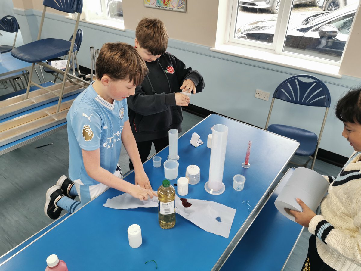 The best way to learn about measuring is to measure! Length, volume and mass were all covered in a brilliantly practical maths session for Year 4!

#PracticalMaths #LoveLearning #Curiosity