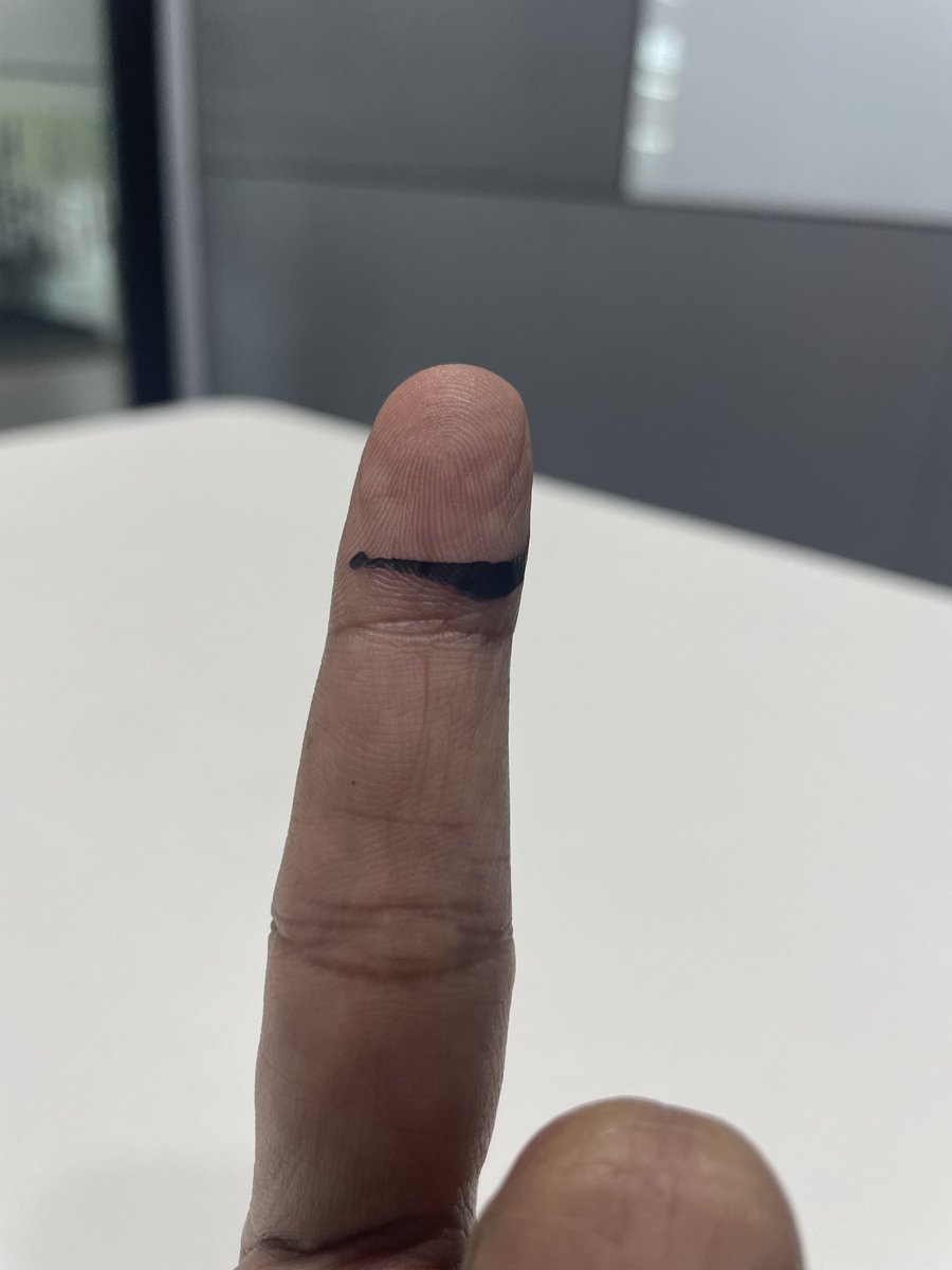 When everyone flaunts the other side of the finger after voting, Iam doing the reverse. If the backside of the finger has so much ink…you can imagine how my nails will be looking now. Looks like the lady who applied the ink in my case was a nail artist😊