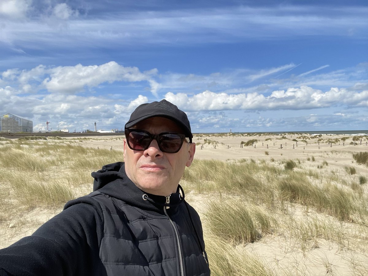 Dunkirk beach with the famous mole in the background . You can feel the history in the dunes. Next stop the @CWGC Centre in Beaurains