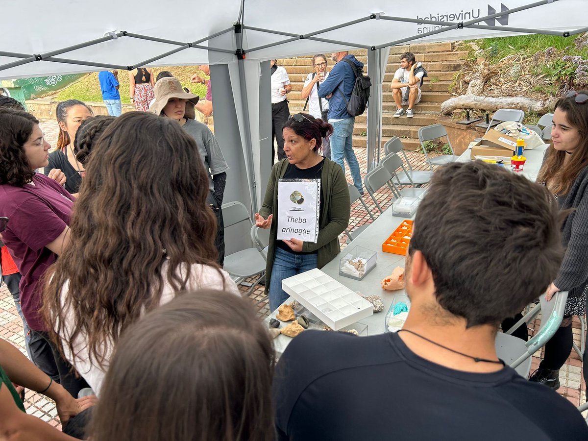 CanBioCanarias's tweet photo. 🌍 #CanBIO participó en las III Jornadas de Biodiversidad y Sostenibilidad Canaria con talleres de sensibilización sobre la #contaminacionacustica y las especies endémicas en #peligrodeextinción.
@ULL @LP__Fundacion @FECYT_Ciencia @ULPGC #gobiernodecanarias @fg_ull https://t.co/amXJOmAafx