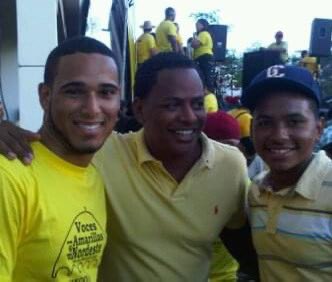 DelvisPolanco's tweet photo. Por alla por el 2011 😂😂😂 @bolivarvalera https://t.co/UdM7uWO5zh