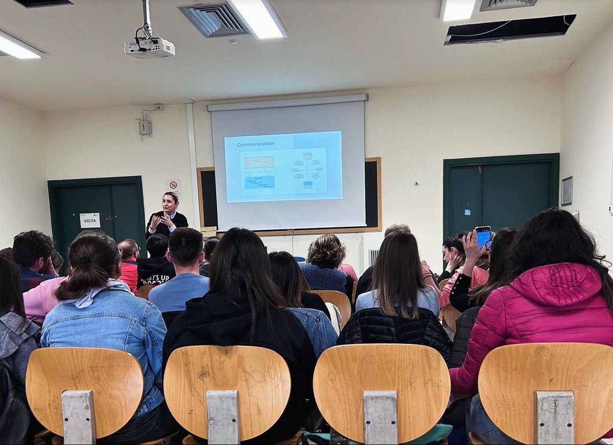 GamzeKorbek's tweet photo. Ballooning through CLIL knowledge exchange 🎈Training master’s students on CLIL teaching at University of Palermo 🇮🇹 Returning to my academic roots and teaching there is always a great pleasure, huge thanks to @gabriella_ferrara_ for the invitation! https://t.co/XDugoG8cQk