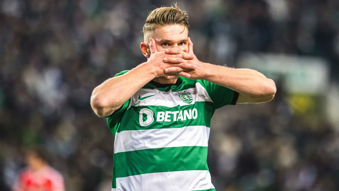 Viktor Gyokeres' numbers for Sporting Lisbon this season ⚽️ 38 goals 🎯16 assists Arsenal are reportedly interested and might go for the striker next season
