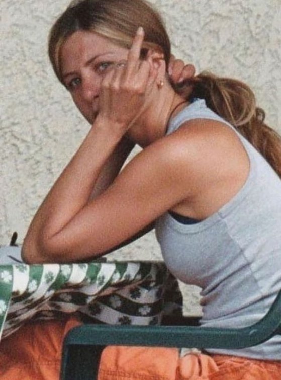 Jennifer Aniston (@anistonjen60502) on Twitter photo 