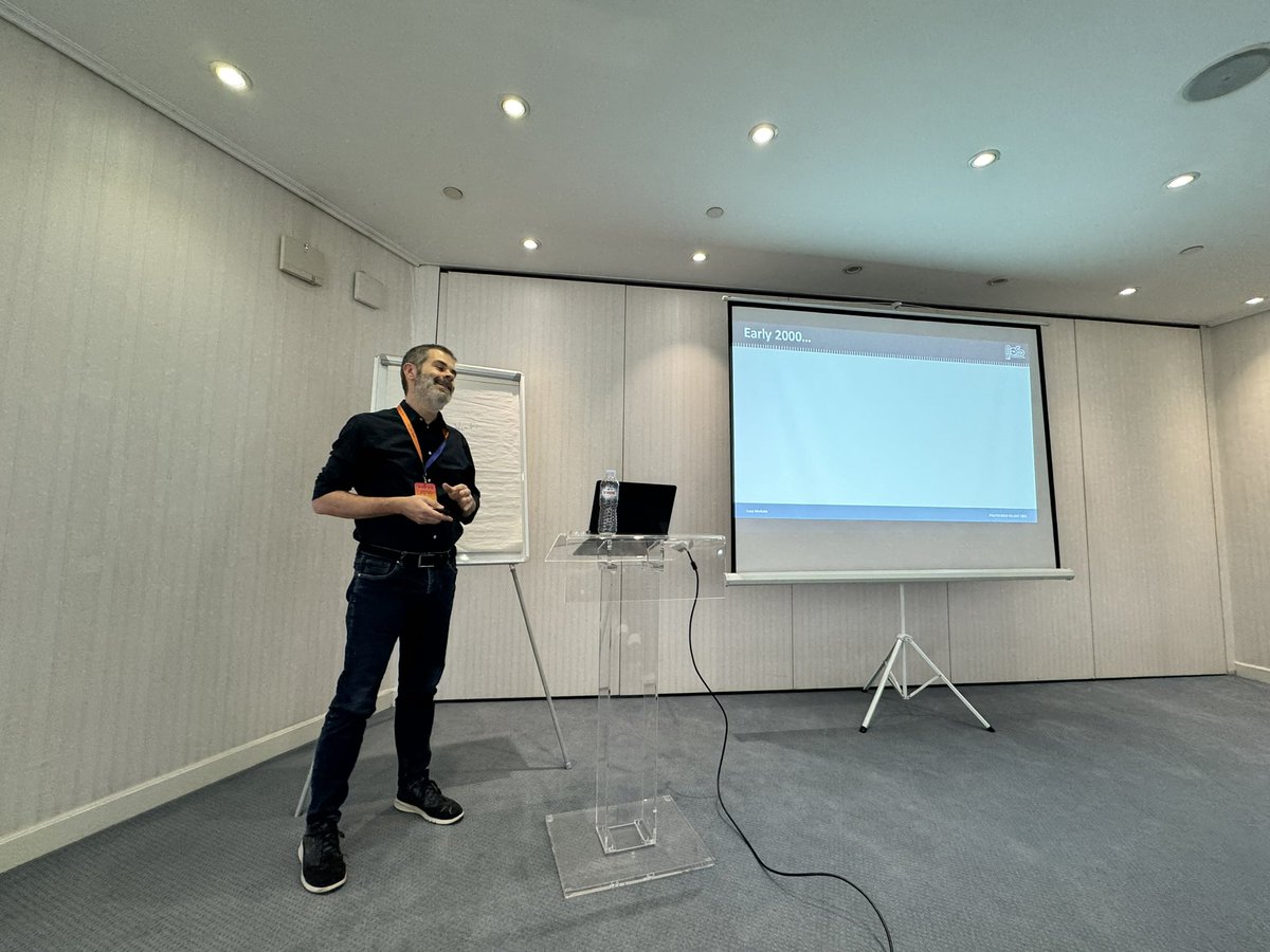 sotirisioannidi's tweet photo. Luca Mottola presenting “Energy Attacks in the Battery-less Internet of Things: Directions for the Future” at @EuroSecWorkshop @EuroSys_conf @SecoperaP https://t.co/JOiAcdhNNT