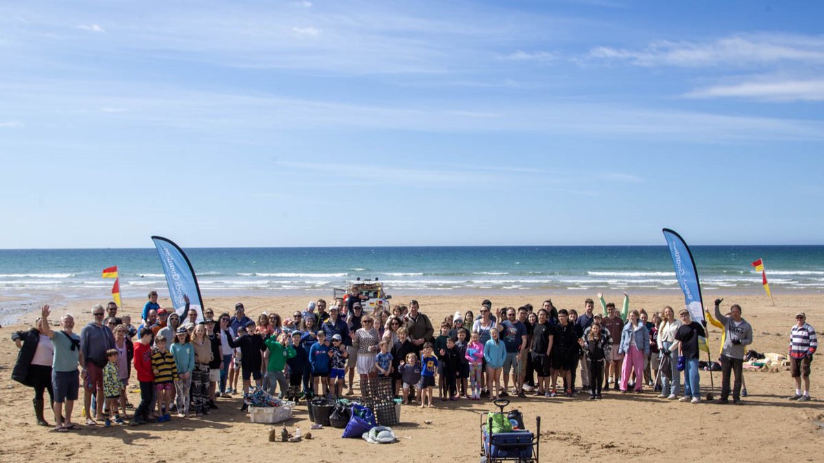 📷 Here's a picture from yesterday! 🌎 We hosted an amazing afternoon with over 100 participants including pupils and families from @TruroSchool at @WatergateBay 👇 Read more here: truroschool.com/boarding/fun-a… #IAmABeachGuardian #ItStartsWithCommunity #EarthDay2024