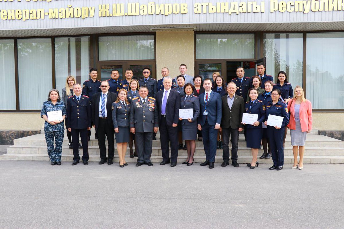 🇷🇺🇰🇬18-19 апреля российская делегация во главе с Постоянным представителем Российской Федерации при #ОБСЕ А.К.Лукашевичем посетила Киргизскую Республику в рамках визита в Центральную Азию для анализа работы полевых присутствий ОБСЕ в регионе. 

💬 Состоялась встреча с коллективом