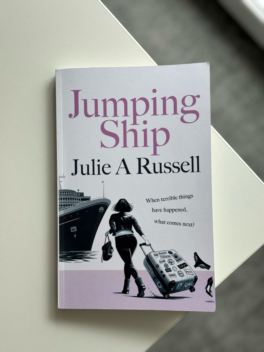 cbcreative's tweet photo. We're so excited to have our hands on a copy of #JumpingShip by former student @JaRussellwrites ! The perfect rom-com to set sail with this summer 🌞
Out now! Congratulations, Julie! 🥳 https://t.co/Gc32Hls3Rg