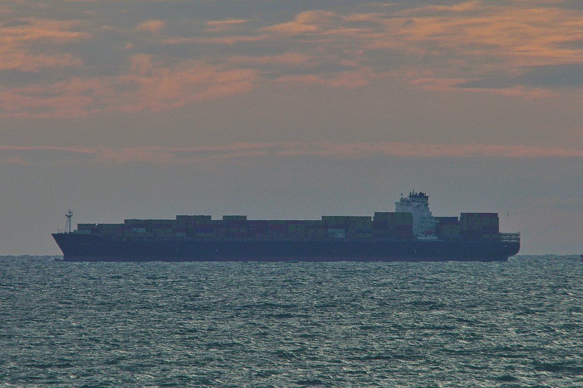 Operated by #MSC the NORTHERN JAMBOREE, IMO:9450363 en route to Virginia International Gateway (VIG) Portsmouth, Virginia, flying the flag of Portugal 🇵🇹. #ShipsInPics #ContainerShip #NorthernJamboree