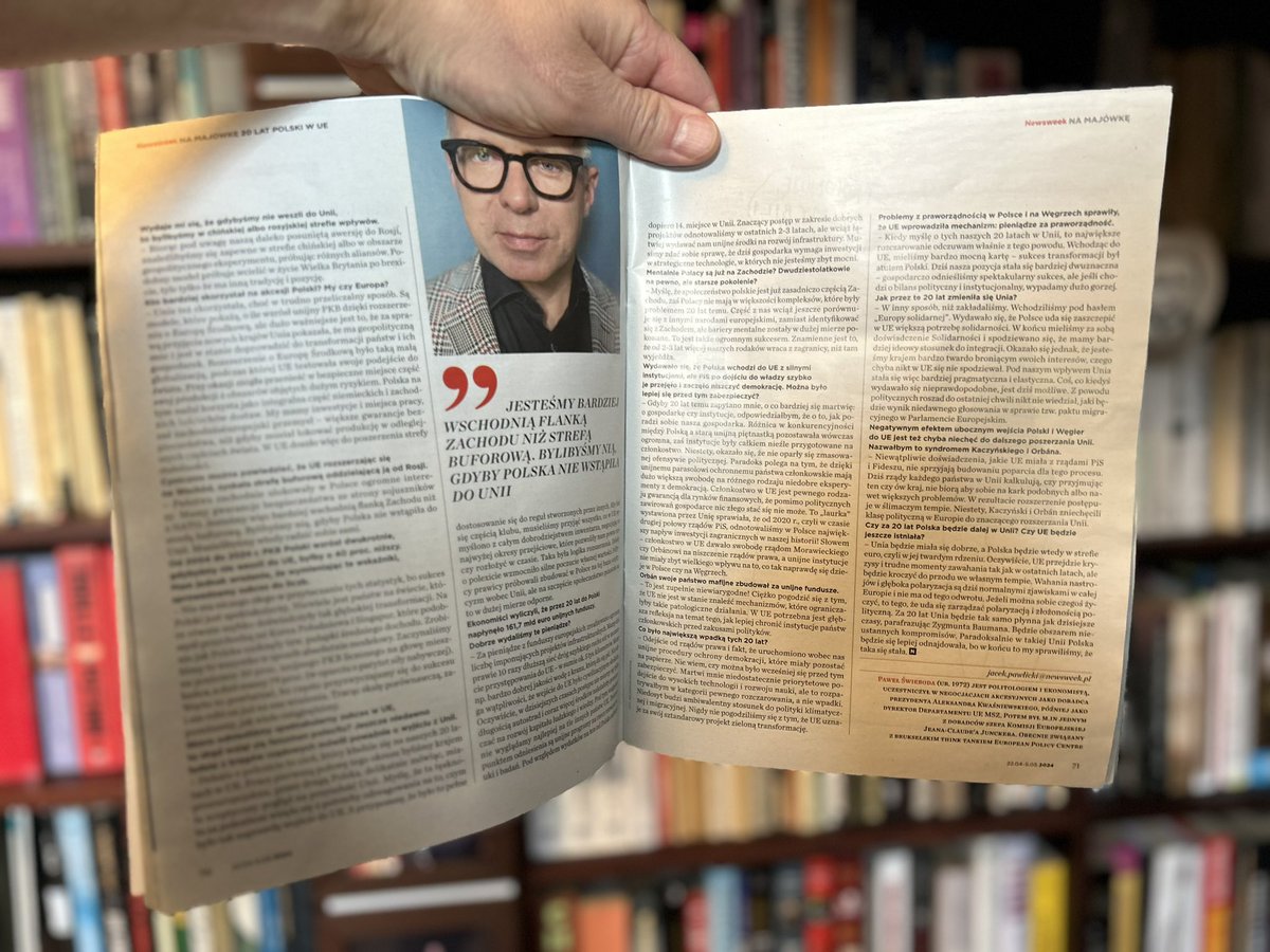 Jacek Pawlicki (@tupawlicki) on Twitter photo W najnowszym <a href="/NewsweekPolska/">Newsweek Polska</a> ukazał się mój rocznicowy wywiad z <a href="/pswieboda/">Paweł Świeboda</a> o 20 latach PL w UE. Gorąco polecam bo rozmowa wykracza dalece poza rytualne powtarzanie wskaźników sukcesu. Mówimy także o tym o tym jak PL zmieniła Unię i co się nie udało. Paweł w dobrej formie! W najnowszym <a href="/NewsweekPolska/">Newsweek Polska</a> ukazał się mój rocznicowy wywiad z <a href="/pswieboda/">Paweł Świeboda</a> o 20 latach PL w UE. Gorąco polecam bo rozmowa wykracza dalece poza rytualne powtarzanie wskaźników sukcesu. Mówimy także o tym o tym jak PL zmieniła Unię i co się nie udało. Paweł w dobrej formie!