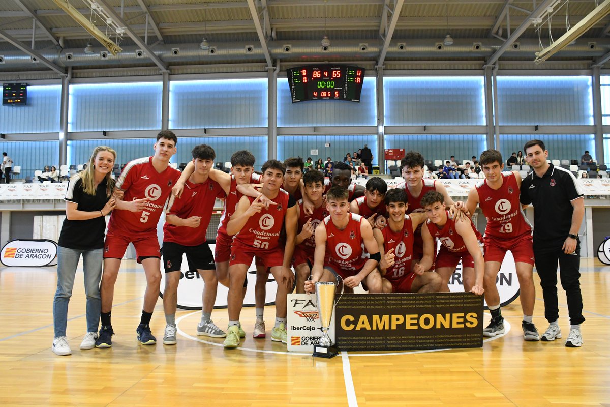 Nuestro equipo junior se ha proclamado campeón de Aragón este fin de semana frente a Stadium Casablanca (86-65). ¡Enhorabuena chicos!👏