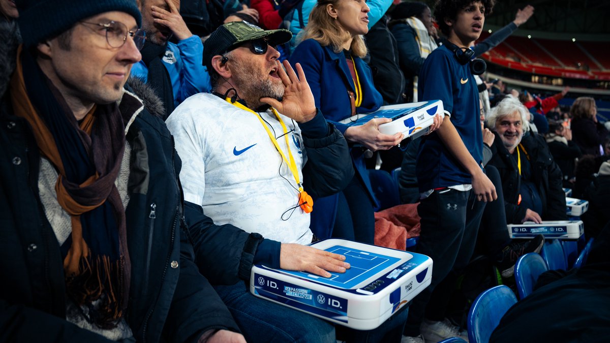 touch2see tweet media