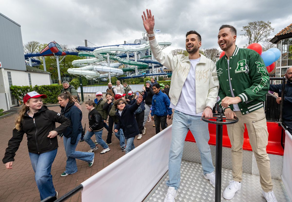 De Rutger, Thomas &amp; Paco Fandag op Duinrell was één groot feest. 🎉🥳

Wij gaan nog even nagenieten van deze onvergetelijke dag. Bekijk hier de foto's! 📷😍 

#duinrell #attractiepark #fandag