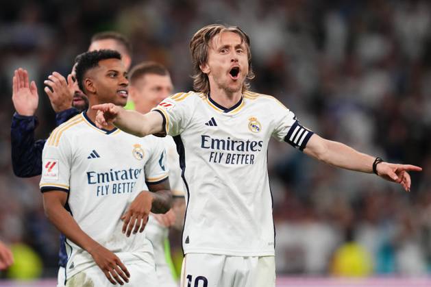 ⚡️Sözleşmesi sezon sonunda bitecek olan Luka Modric, 1 yıl daha Real Madrid forması giymek istiyor. [As]