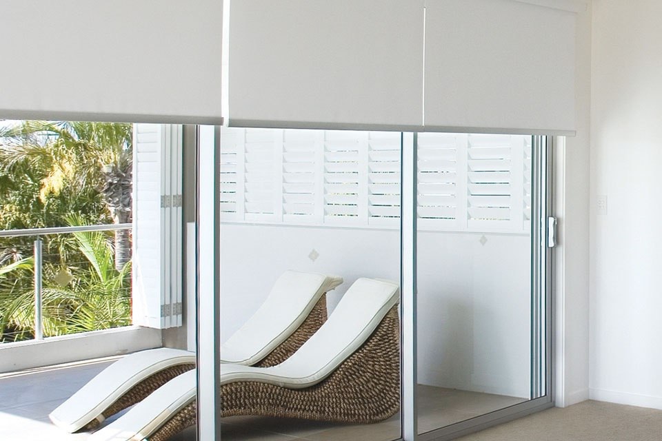 curtainstore42's tweet photo. Keep your space bright and airy with our sheer roller blinds. Enjoy privacy without blocking out the sunlight. The best of both worlds! 🌿 #BrightSpaces #SheerBlinds https://t.co/TfFlFqpBl3