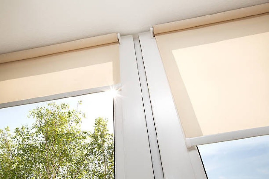 curtainstore42's tweet photo. Keep your space bright and airy with our sheer roller blinds. Enjoy privacy without blocking out the sunlight. The best of both worlds! 🌿 #BrightSpaces #SheerBlinds https://t.co/TfFlFqpBl3