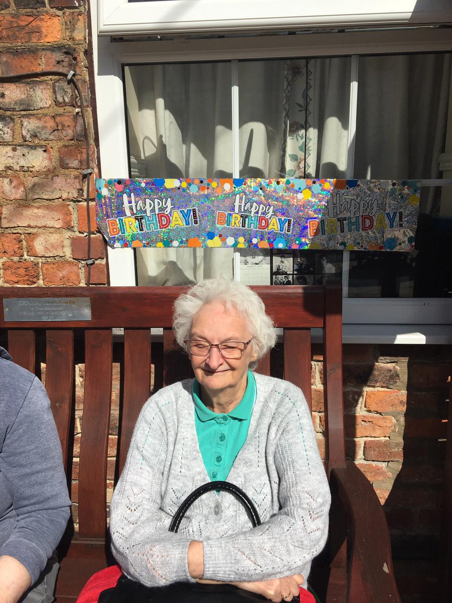 We celebrated Pat's birthday at The Cedars recently!🎂🥳 We love celebrating birthdays at Westward Care - a chance to come together, celebrate and value the meaningful moments in life❤️