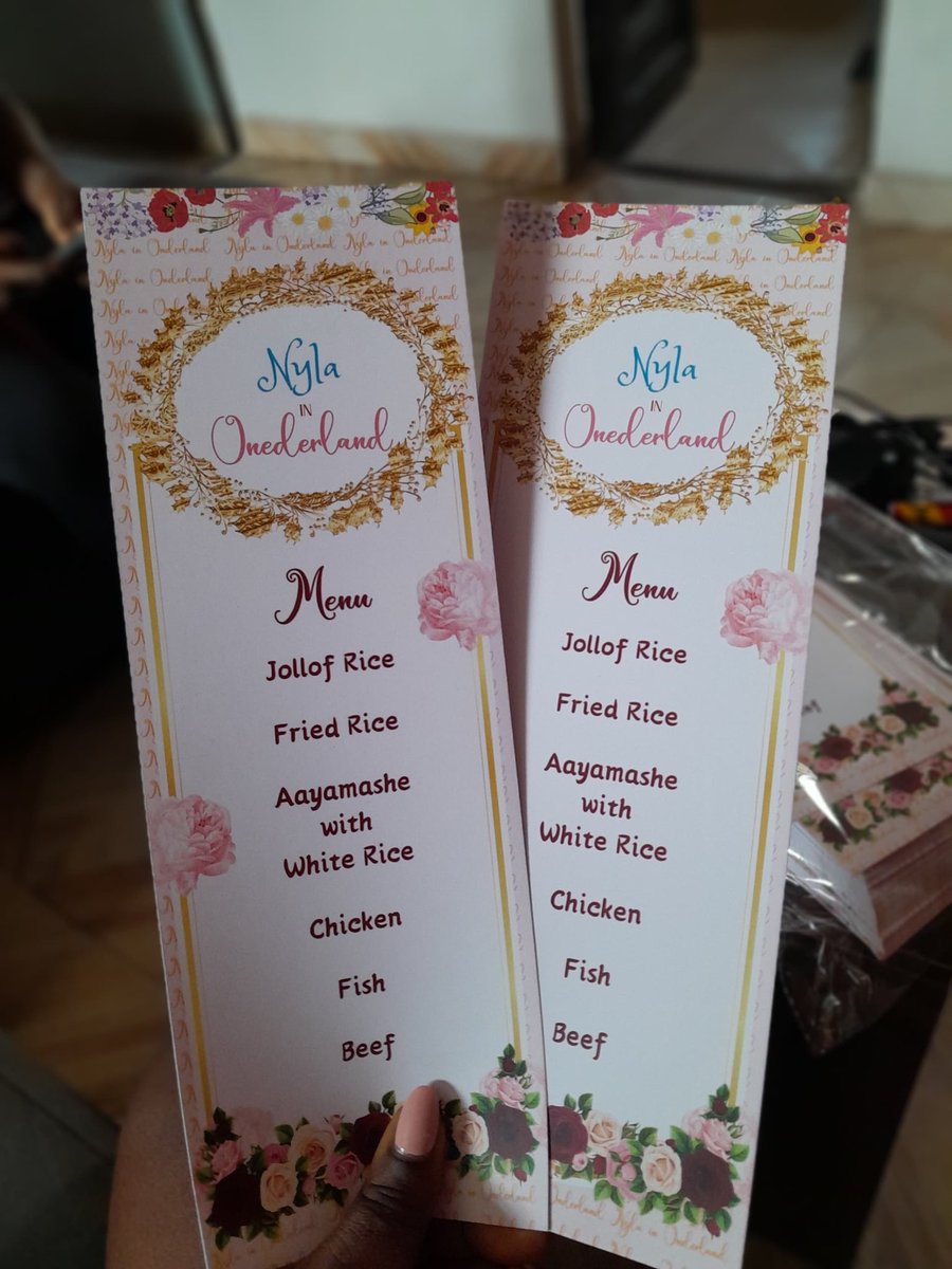 Rubycreatives_'s tweet image. #BackLikeWeNeverLeft 

Customized paper bags and menu 😍😍😍

#RubyCreatives #Paperbags #brandingbuddy #prints #bookmarks #packaging