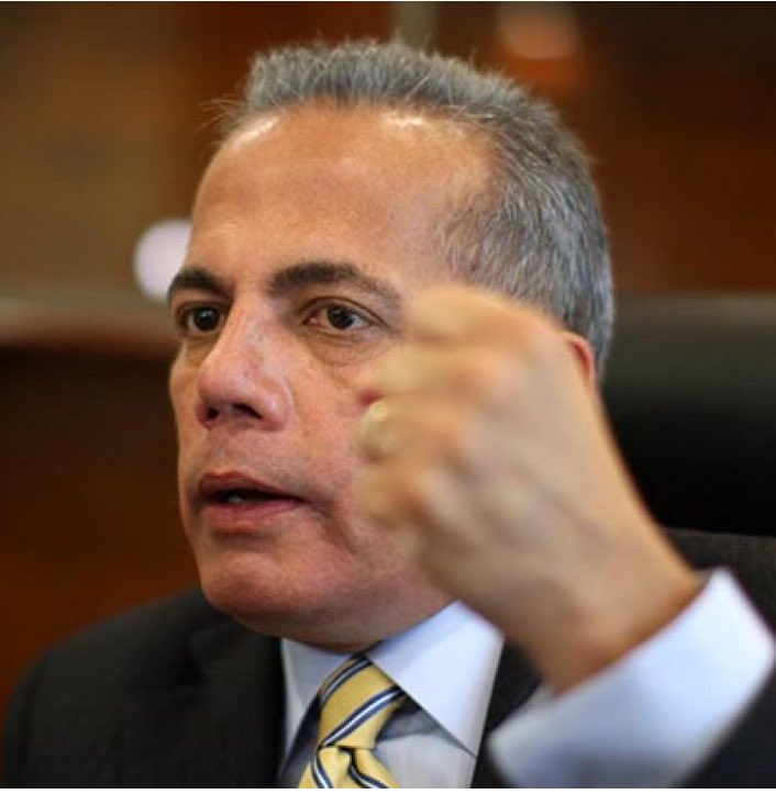 #GraciasARosales:
(1) Por ser firme y consecuente con su discurso de la #RutaElectoral. Cuando le favorece o NO. Incluso hasta quedarse SOLO. Pagando un altísimo precio por ello.
(2) En el 2006 salió a recoger los vidrios rotos dejados por el #ClubDelAbstencionismo y desafío a