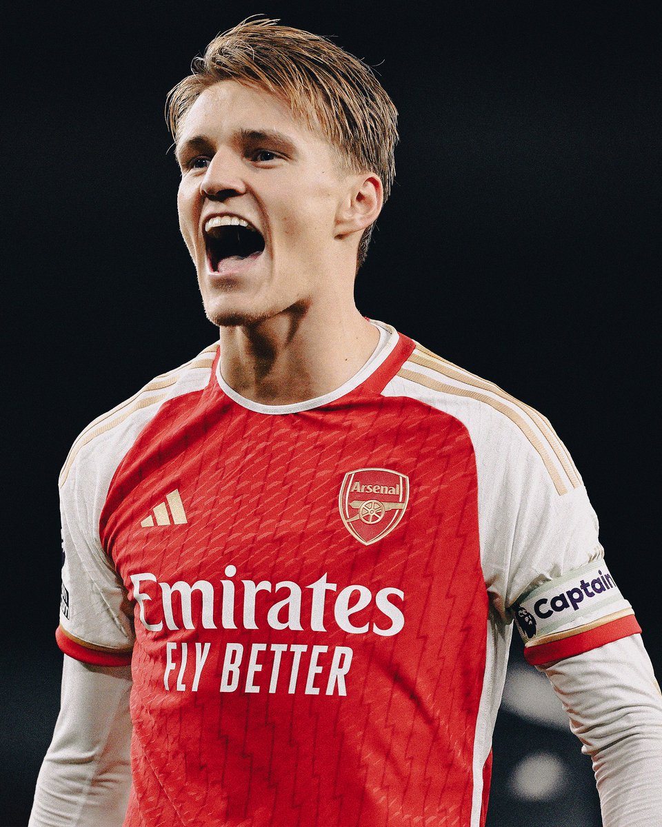 Martin Ødegaard has played more accurate through balls (15) and created more chances from open play (70) than any other player in Europe's top five leagues this season. 🪄