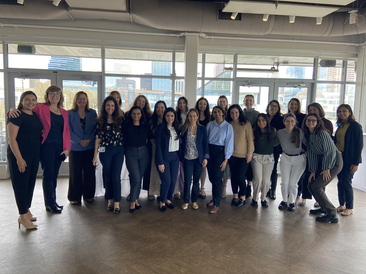 This past weekend the CCF IMRP hosted our fourth semi-annual Women in Medicine Conference! Empowering sessions, inspiring speakers, and invaluable networking opportunities. Together, we're breaking barriers & advancing healthcare for all. #coaching #WomenInMedicine @CCF_IMCHIEFS