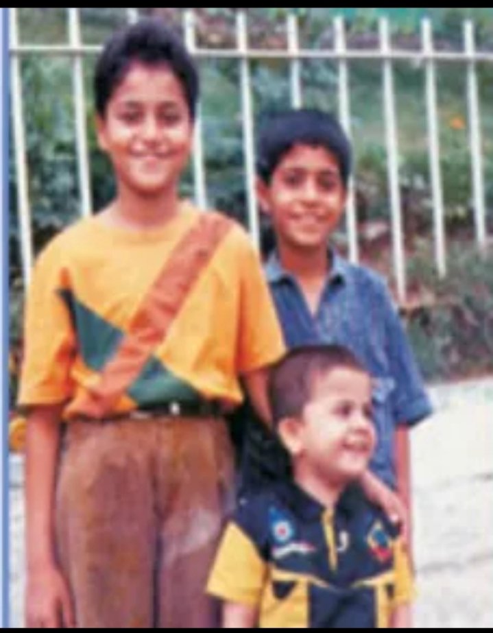 Beautiful picture of my heros 
Khurram and Ahmad Bhai 🫶❤️🥰.
Look at the smile of Khurram Bhai and Ahmad Bhai . Ma Sha Allah ❤️.
@iamAhmadshahzad @Khurram32177687 @isanaahmad 

#AhmadShahzad #Memories