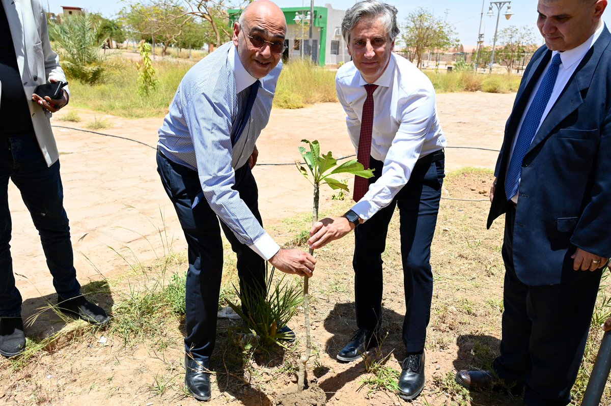Planted a tree today in #Aswan with Mr. Bassel Rahmy, @msmedaeg CEO, symbolizing our commitment to sustainability, environmental protection and preserving our precious planet.  

#ForPeopleForPlanet 🌳🌍🌱
#UNDPinAswan #EarthDay