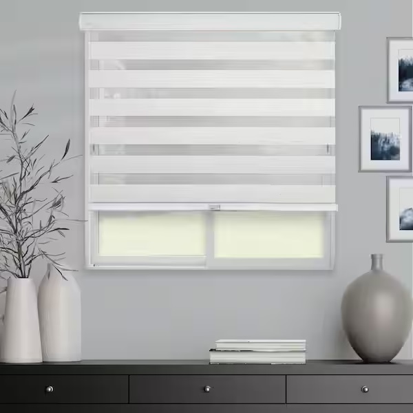 Make a style statement with our sheer roller blinds! Their translucent fabric filters light beautifully, creating a soft glow and adding a touch of sophistication to any room. 🌟 #StyleStatement #SheerBlinds