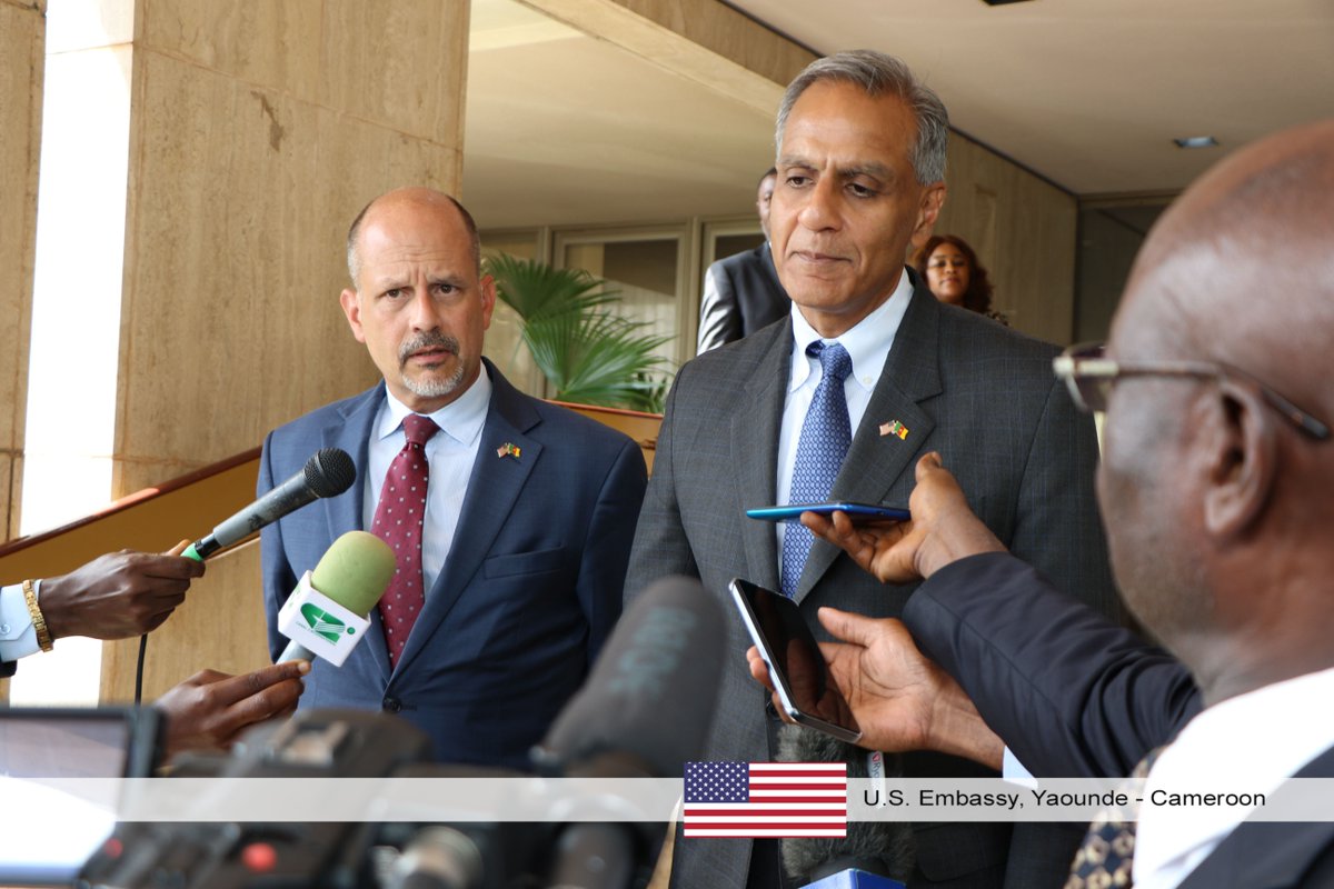 Today, @DepSecStateMR Verma met with the Secretary General at The Presidency of The Republic Ferdinand Ngoh Ngoh to discuss the longstanding U.S. partnership with the government and people of Cameroon. #USinCMR #USin237 #usforeignassistance @StateDept @PRC_Cellcom