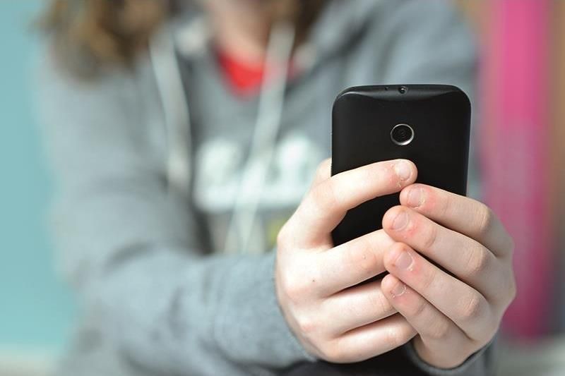 The rise of online #misogyny & its impact on young people, particularly boys, has become a growing concern in the UK. @MargaretMulhol2 – @ASCL_UK – looks at what schools can do to address this, including 7 practical steps to take buff.ly/4db7F8H #edutwitter #safeguarding